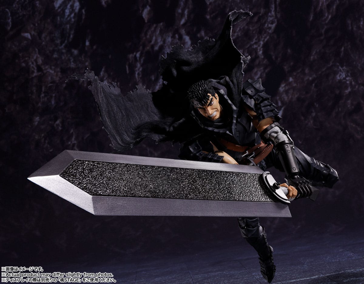 Berserk- SH Figuarts Action Figure Guts (Berserker Armor) 16 cm