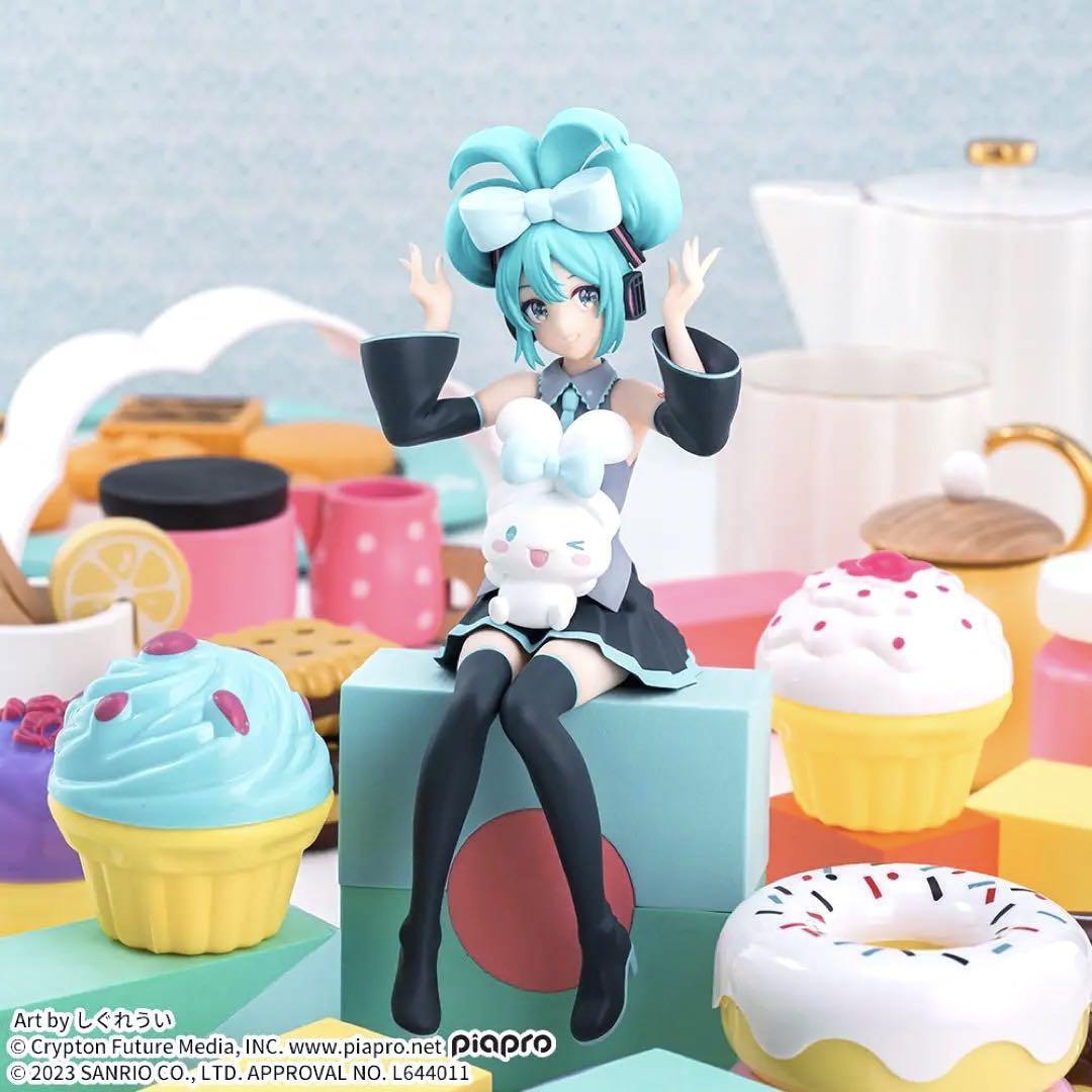 Hatsune Miku x Cinnamoroll 12 cm – Luminasta figure