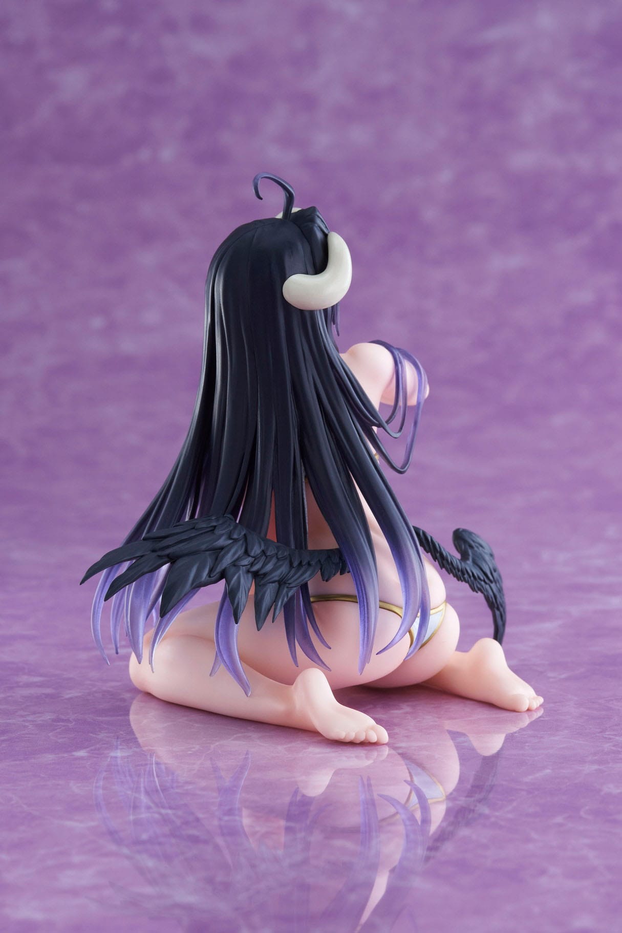 Overlord IV PVC Statue Desktop Albedo Swimsuit Ver. 13 cm